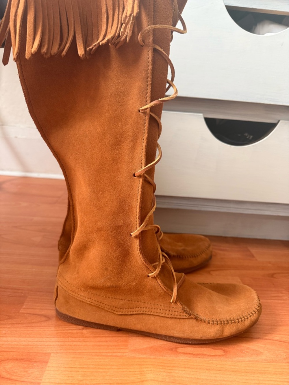 Minnetonka Fringe Lace-Up Over-the-Knee Suede Boots in Chestnut - Picture 6 of 7